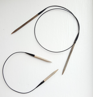 Lykke 12 inch circular Driftwood Needles